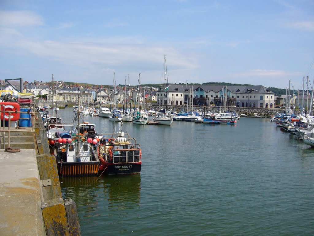 Aberystwith Harbour by Yanat