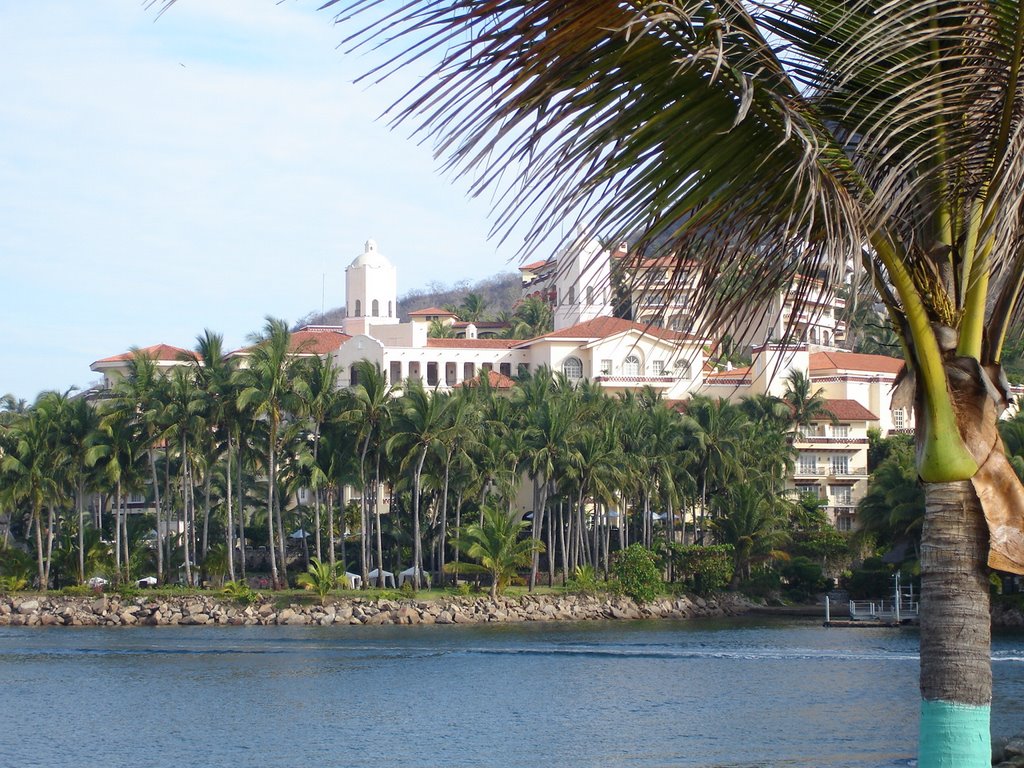 Grand Bay Hotel, Barra de Navidad by famstar