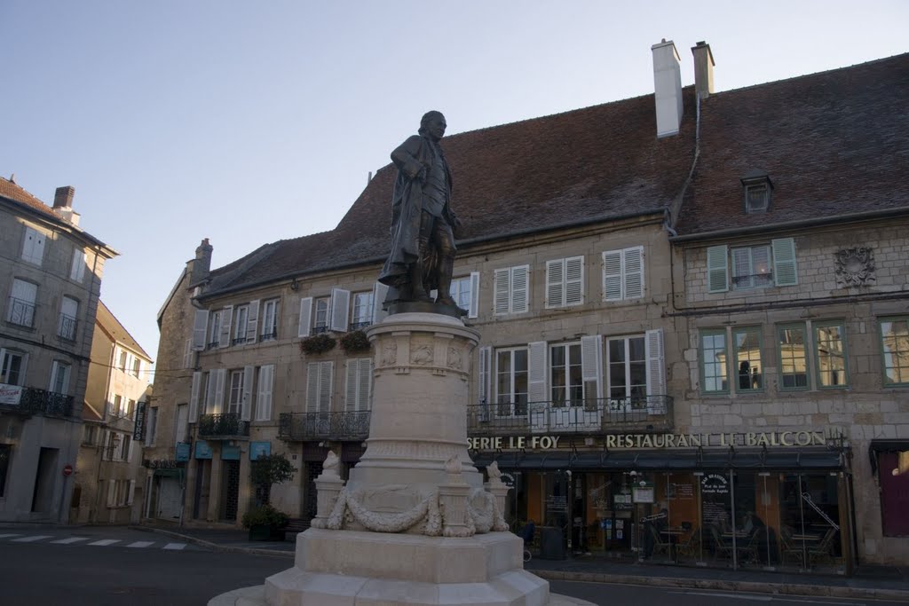 Langres - Place Diderot - View East on Statue 1884 of Denis Diderot (1713-1784) Founder of l'Encyclopédie by txllxt