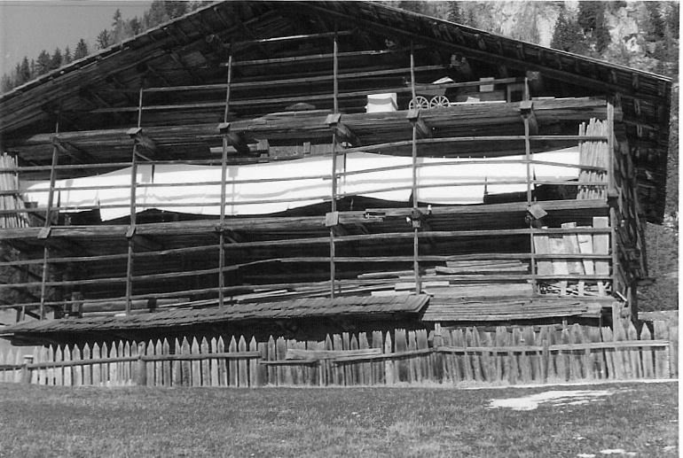 Südtiroler Bauernhaus by vp2_hmbg-ProPanoramio