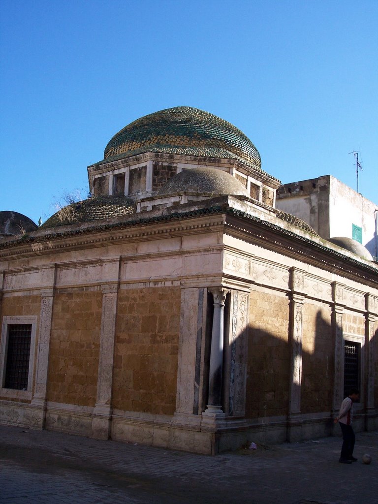 Tourbet El Bey by Sadok Chaieb