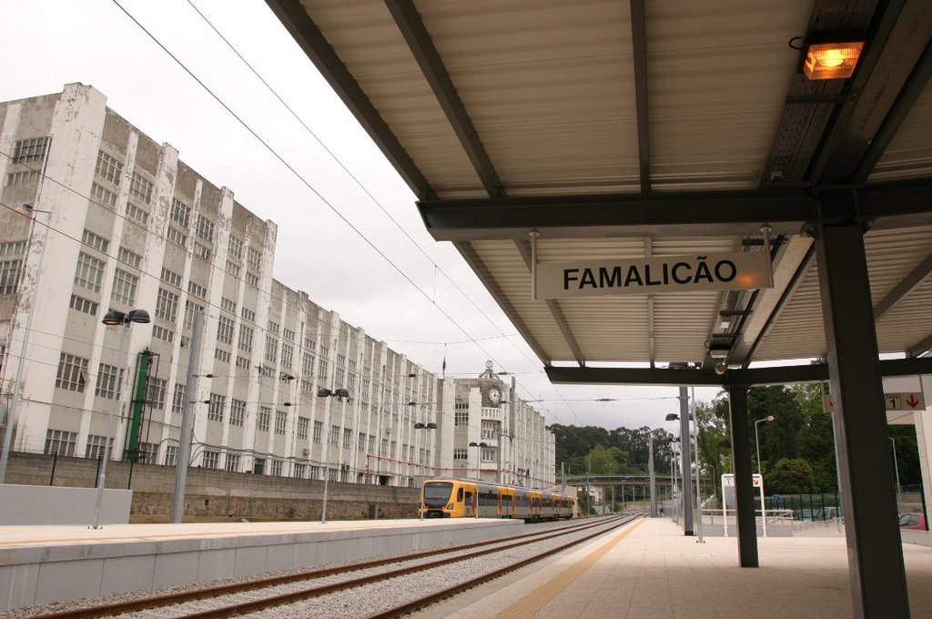 Estação Ferroviária by Phamalycom