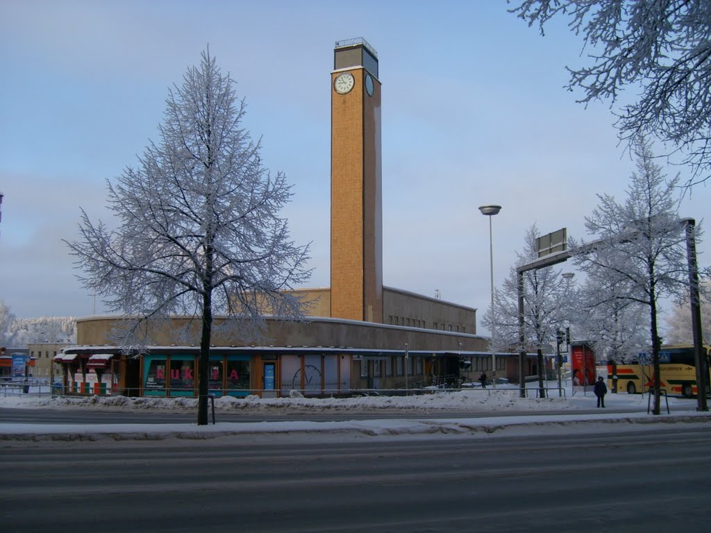 Bus station by Petri Saarinen