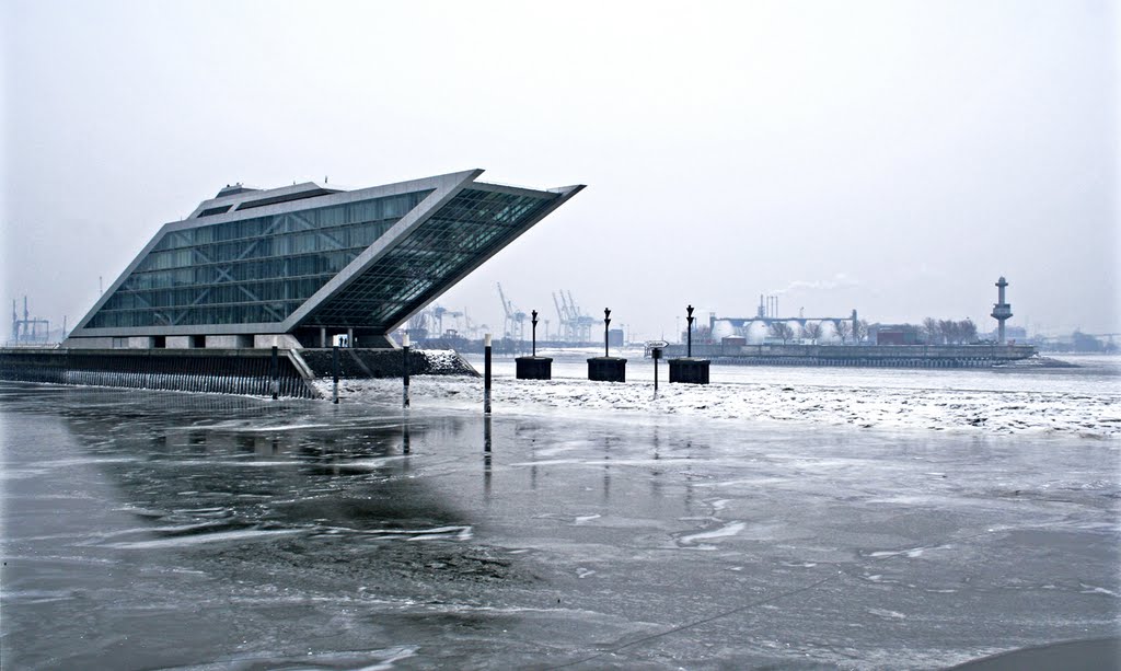 Hamburg - Docklands/Bothe Richter Teherani by sascha