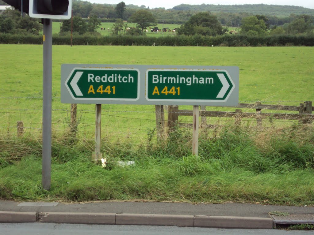 Redditch signs by paula ranferry