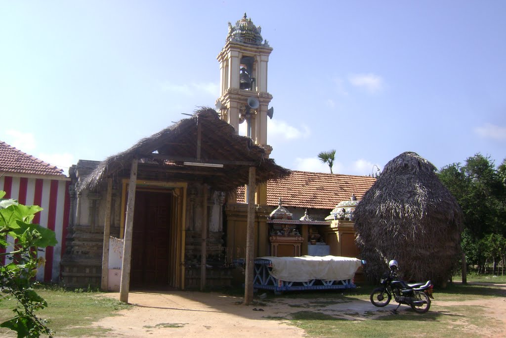 Pannalai Varathalai Pillayar Kovil (பன்னாலை வறத்தலைப் பிள்ளையார் கோவில்) by Umapathy