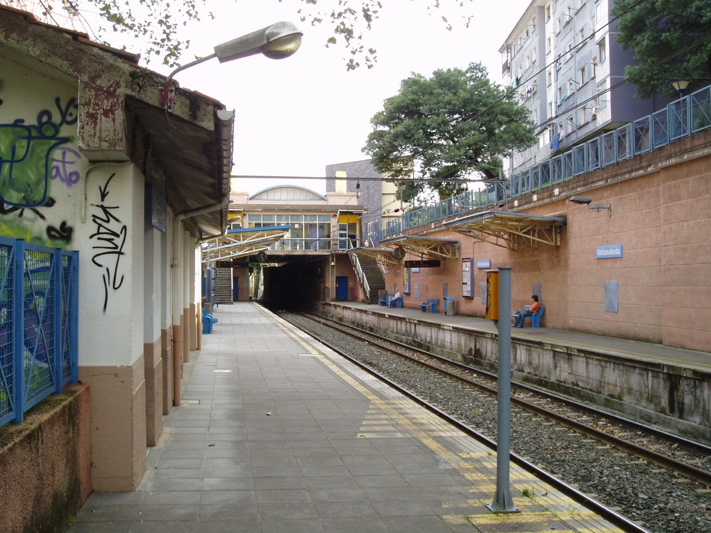 Estación de Galtzaraborda (Errenteria) by xabier3007