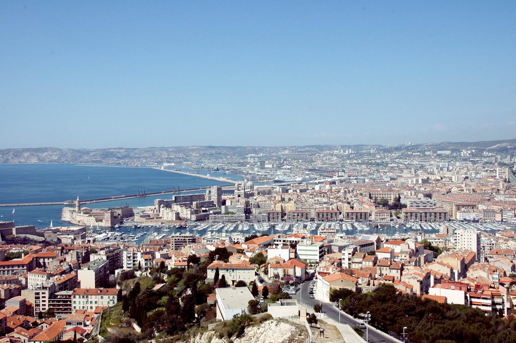 Marseille by Schneidenbach