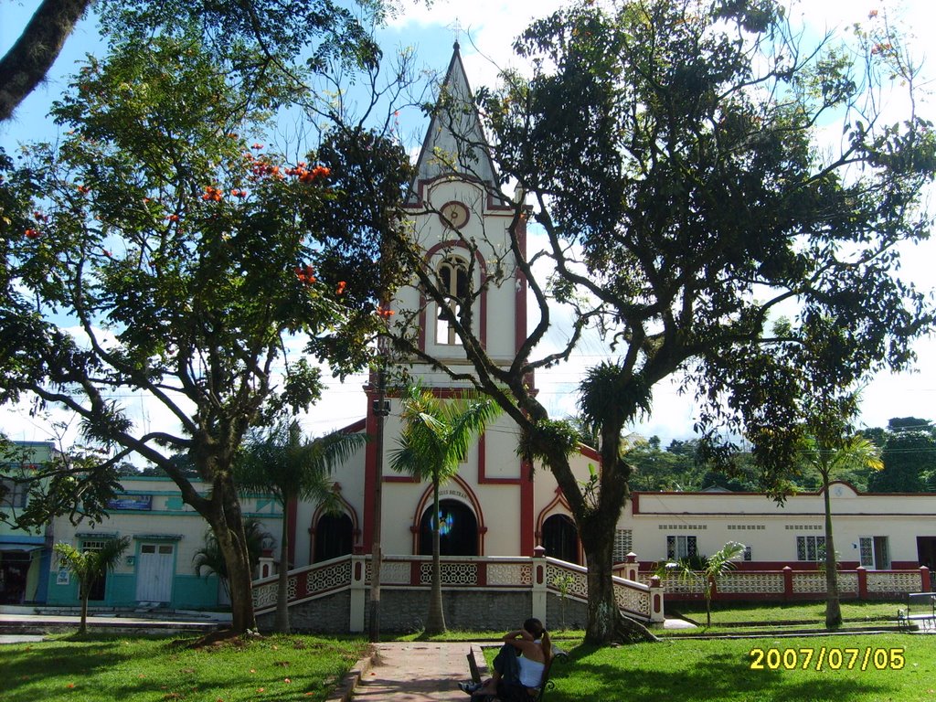 Iglesia Cubarral by Yezid Rojas