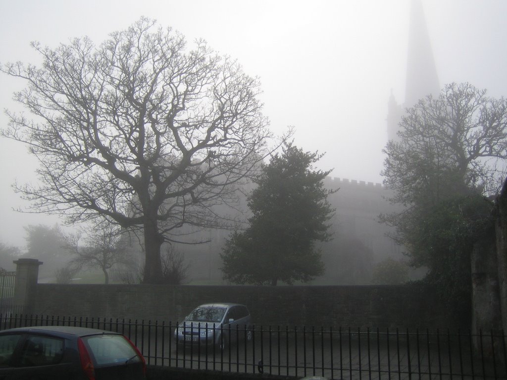 LondonDerry Foggy view by ohad s