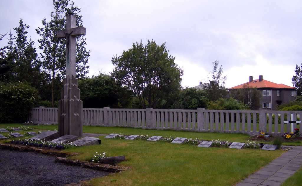 The Catholic cemetery of Reykjavik by spiritualizedkaos