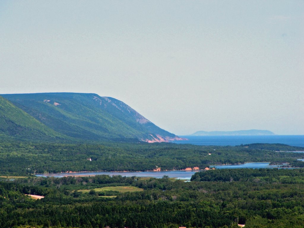 Cabot Trail by MattfromCanada