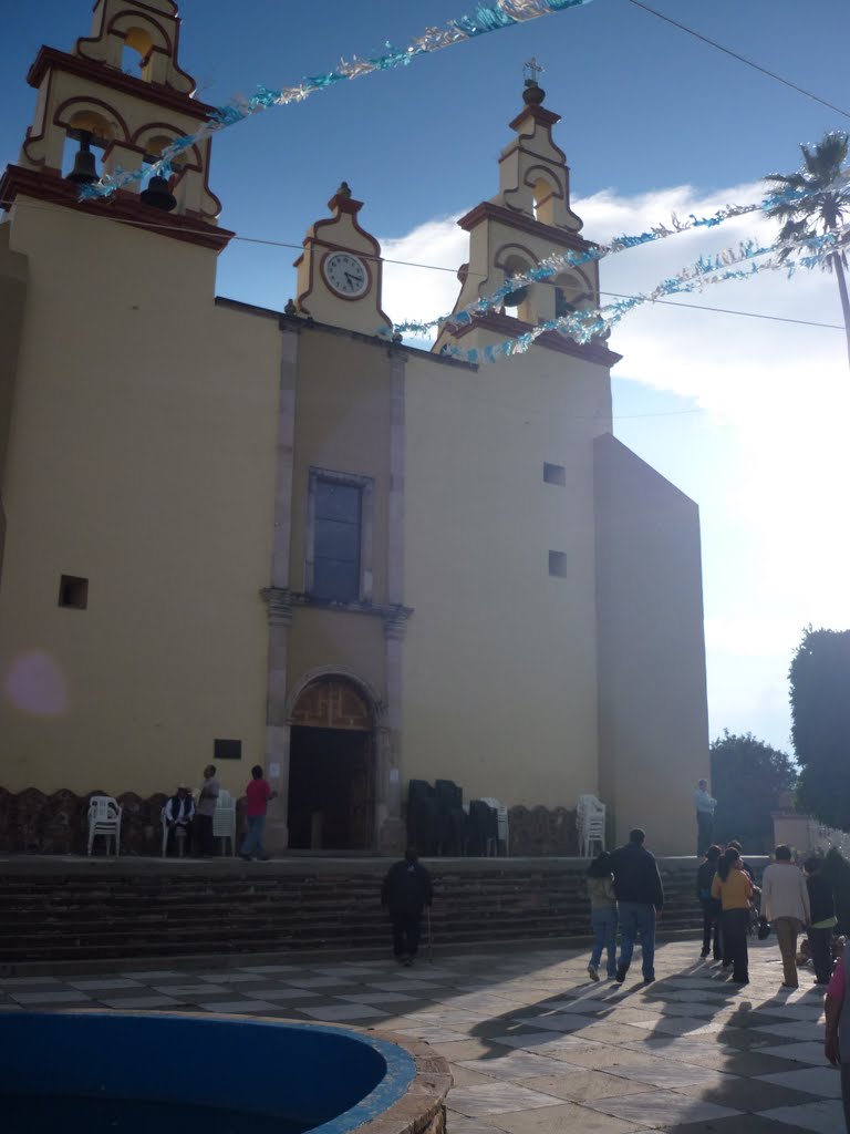 Templo de la Virgen de la Candelaria by Luis Carlos Flores Quintero