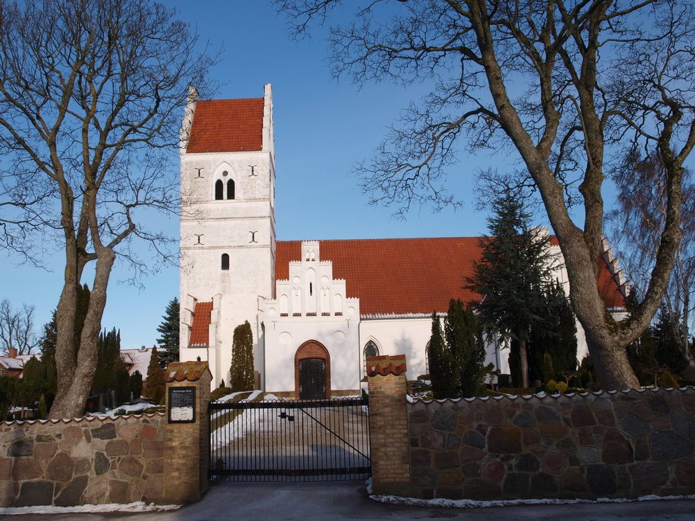 Herlufmagle Kirke by Olav Sejeroe