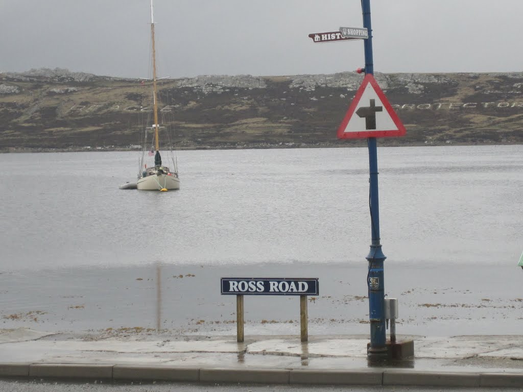 Stanley, Falkland Islands by Udo H. Winter