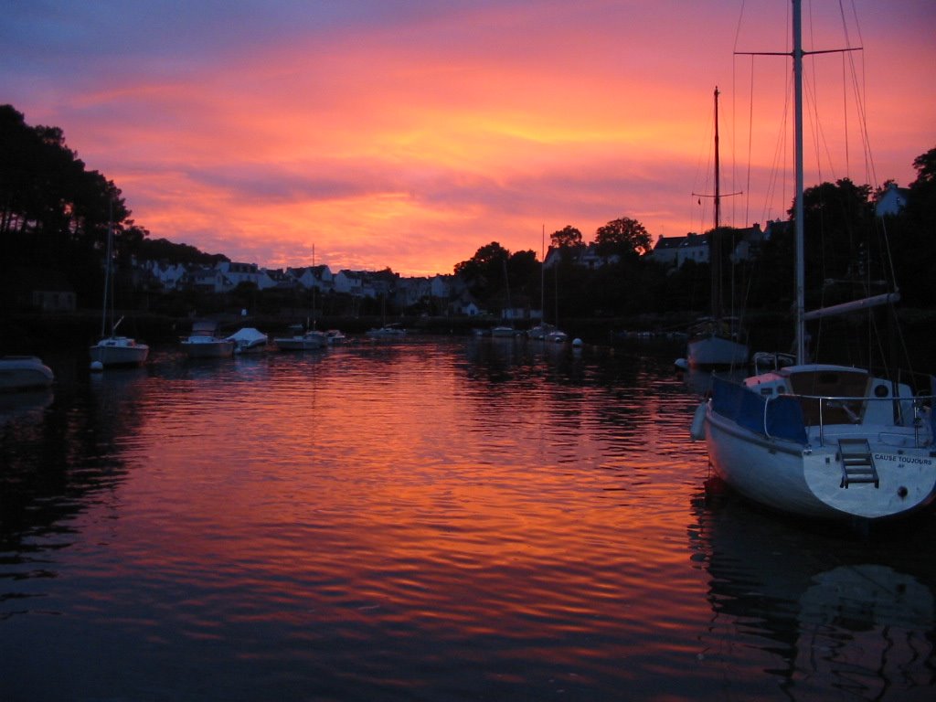 Lever de soleil sur le port by Dancelo