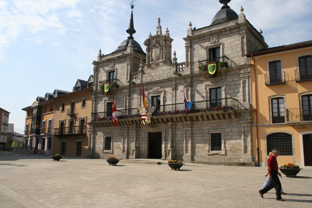 Casa Consistorial by José Mª Asensio Amo