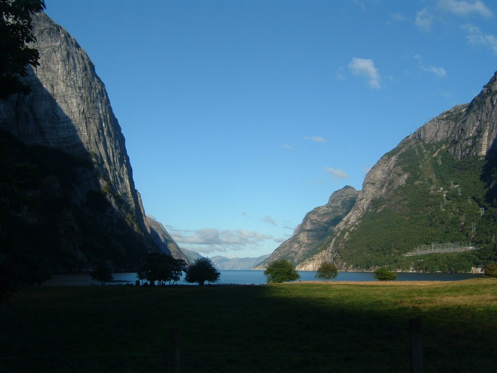 Lysebotn by P.Laszlo