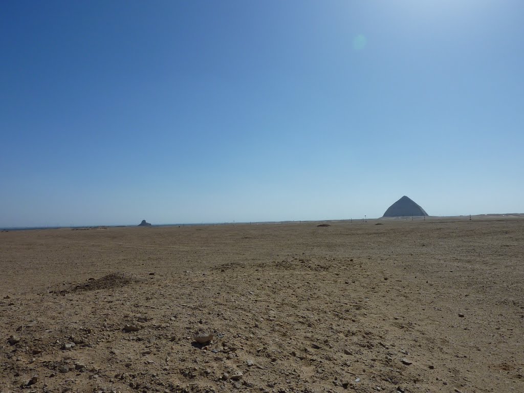 Dashur: Black and Bent Pyramids in the distance - دهشور by Panzerknacker