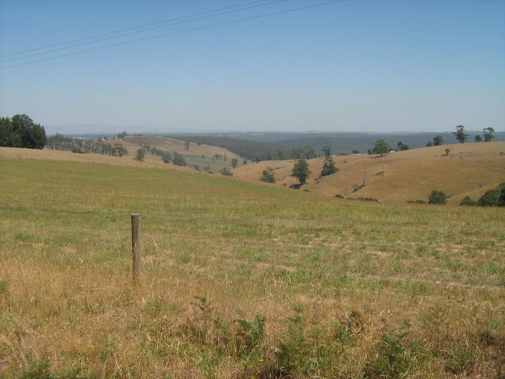 Hills near Willow Grove, Vic by Jason Boyd