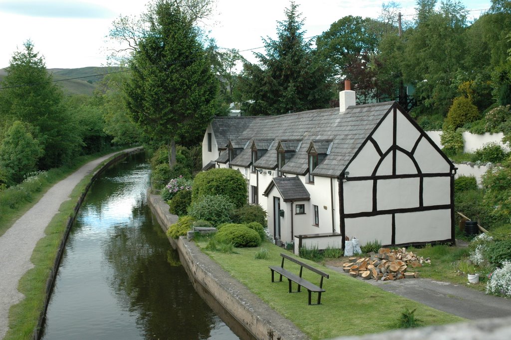 Canal Llangollen - North Wales, UK by mtapping