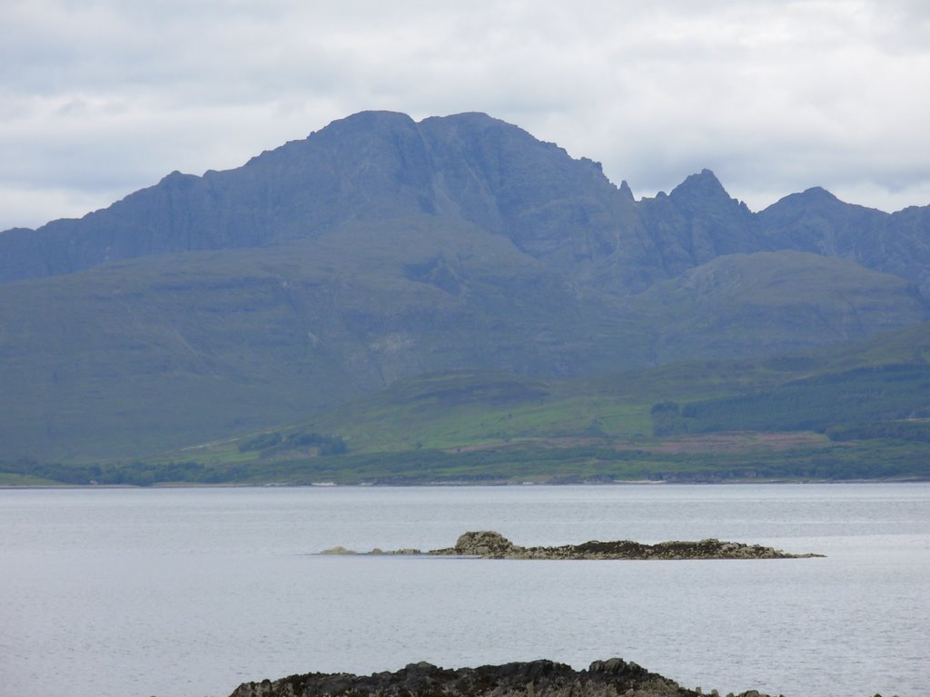 Black Cuillins by twkey