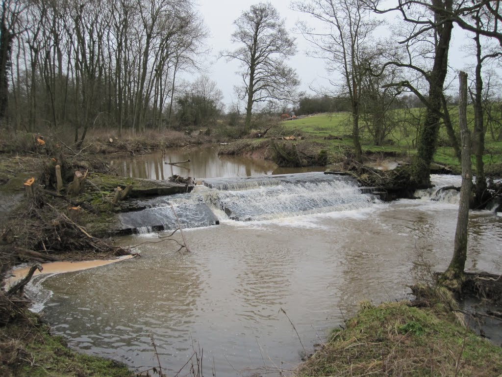 Weir at Farlow by gordonphogg1959