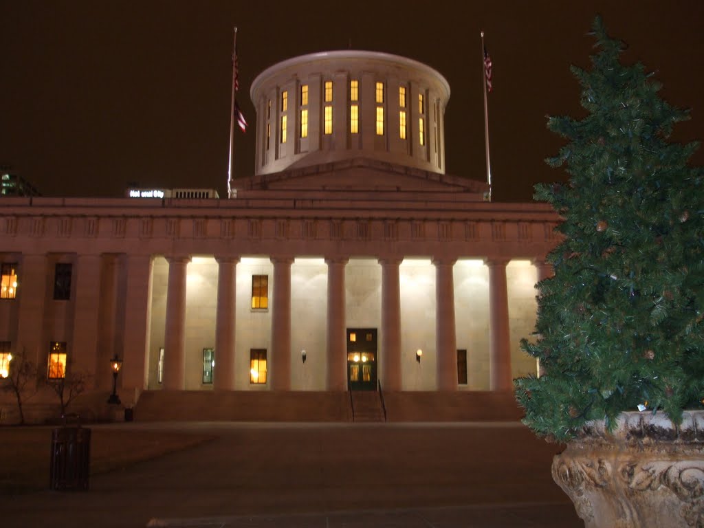 Ohio Statehouse Front View by DWGRadio