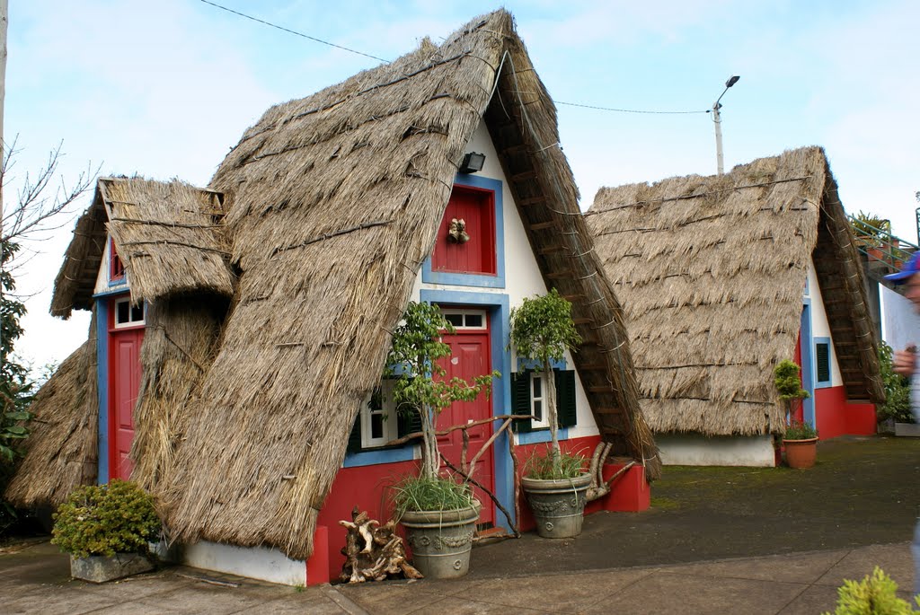 Madeira; Traditionshäuser nahe Santana. © byUdoSm.the2nd by ©UdoSm.the2nd