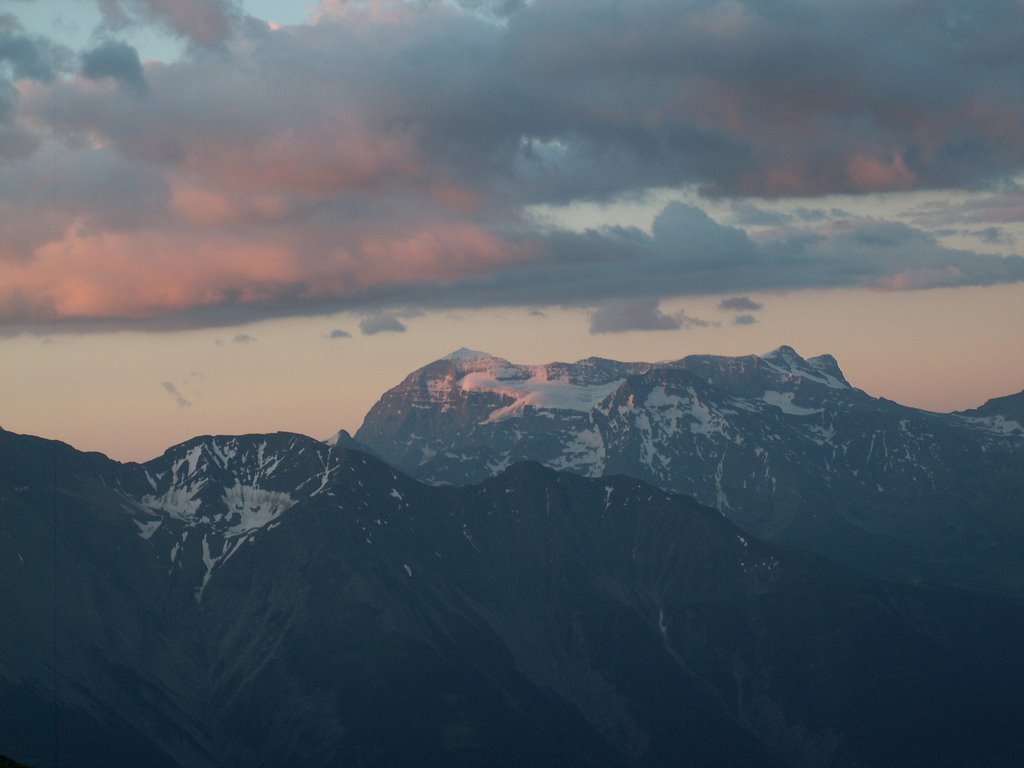 Monte Leone mit Breithorn by Norbert Burgener