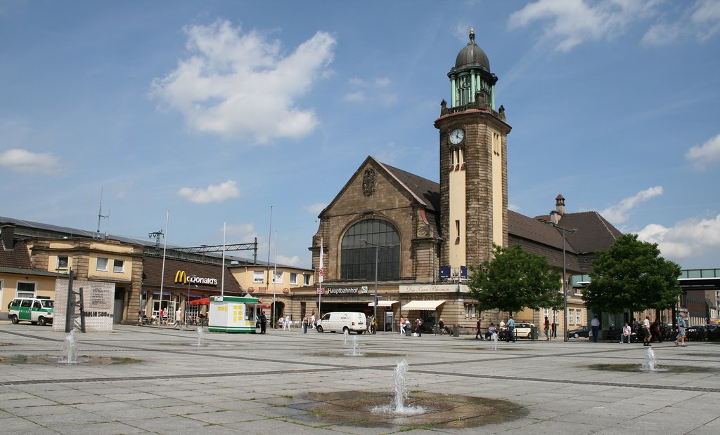 Hagen Hauptbahnhof by megaheld