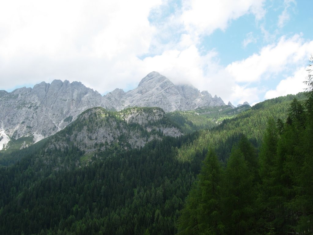 Mount Popera Valgrande - hairpin turn view by DavidTour