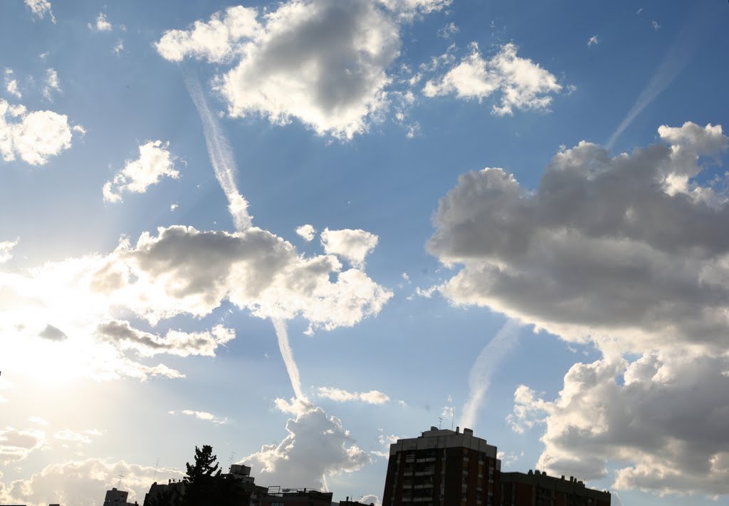 Cielos de Coghlan by Tommy Vin