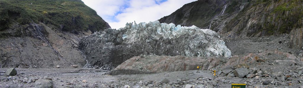 Glacier Panorama (Aug 2005) by Thomas Seifried