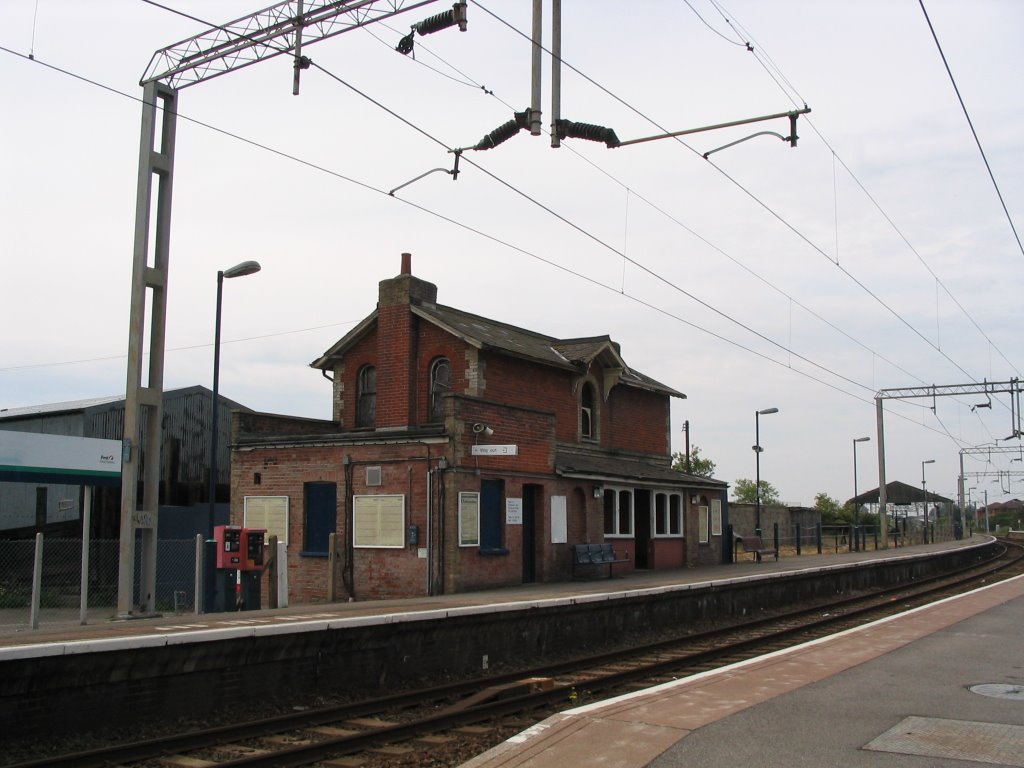 Hythe station by benwl