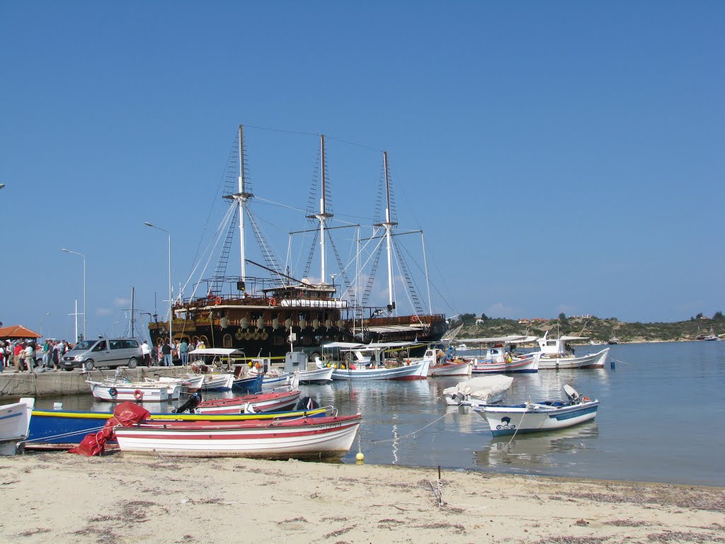 Ormos Panagias, Halkidiki by Laura