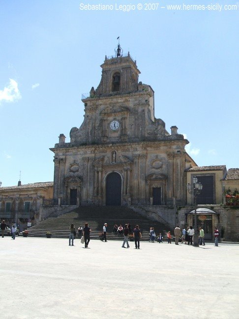 Palazzolo Acreide by Sebastiano Leggio