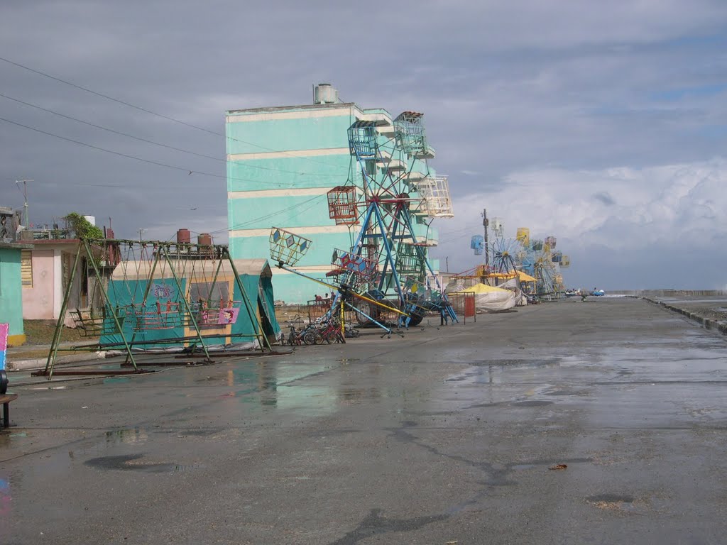 Baracoa, Luna Park by by niro