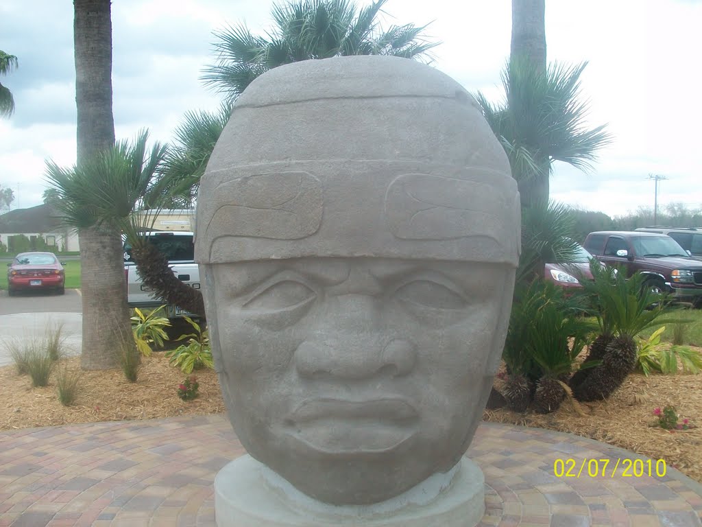 Olmec Head by mike 3909