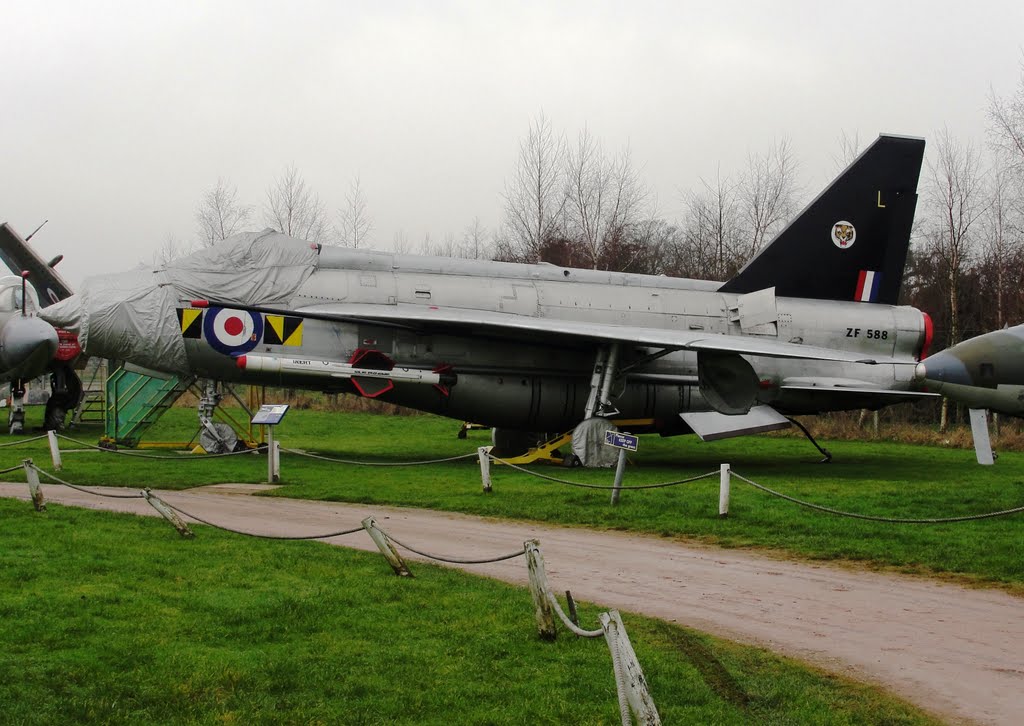 English Electric / BAC Lightning F.53 ZF588 (53-693) at Donington Aeropark by G Lokey