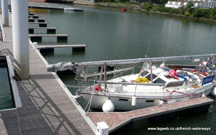 Rouen, River Seine - port de plaisance, bassin saint-gervais by tagweb