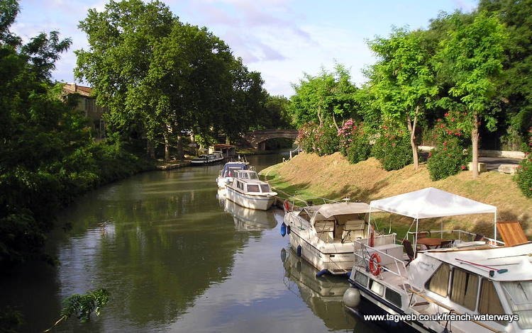 Poilhes, Canal du Midi by tagweb