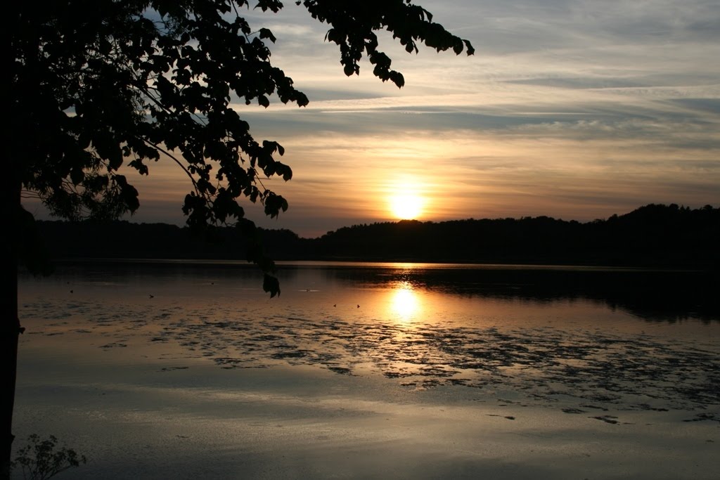 Sonnenuntergang am Eutiner See by kuwela