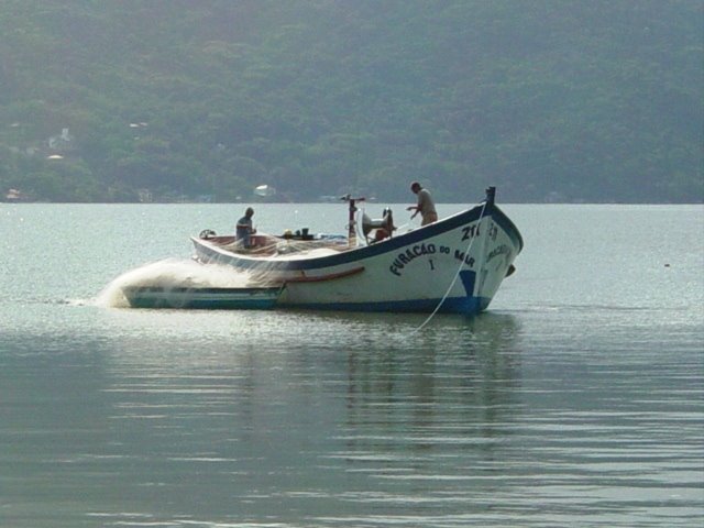 Barco Lagoa Conceição by Deonisio Rocha