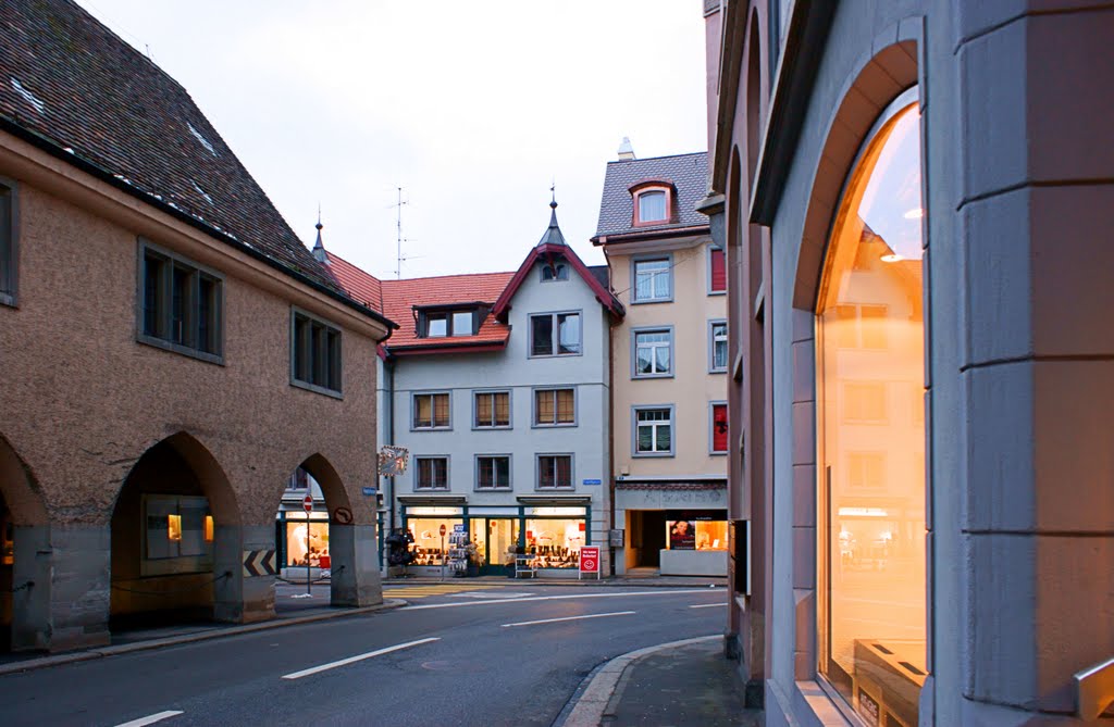 Evening shops by ©ssi