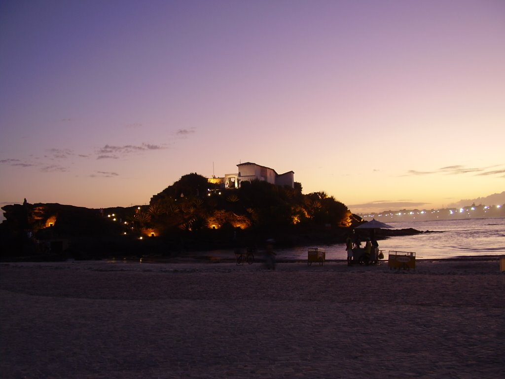 Forte São Mateus num fim de tarde. Cabo Frio RJ by Erick Aniszewski