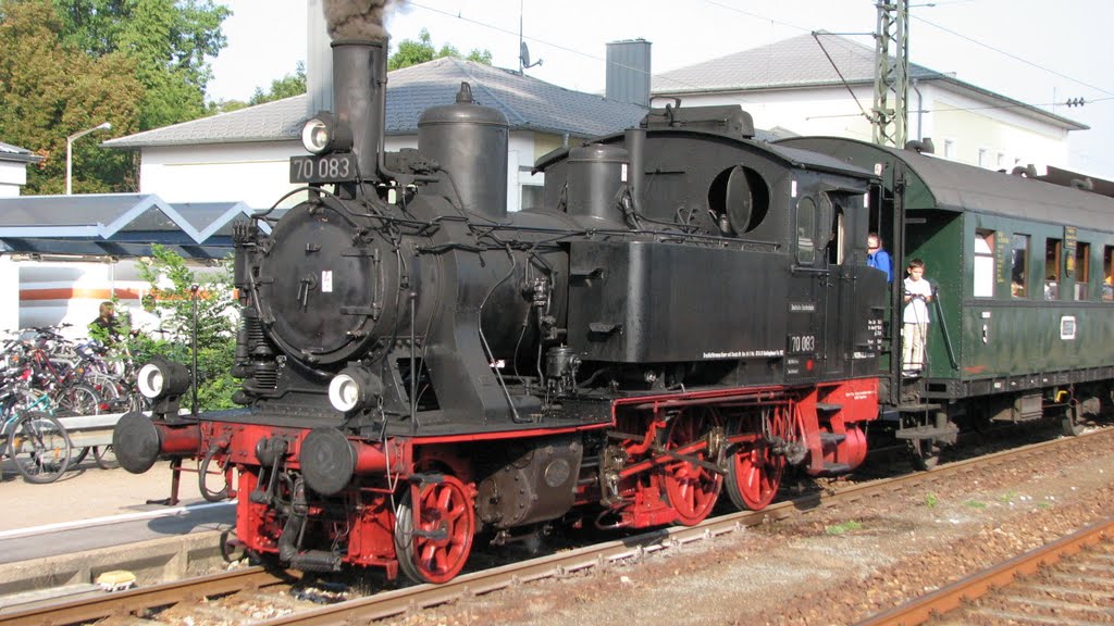 70 083 in Straubing am .20.9.2009 zum Bahnhoffest by Harald aus W