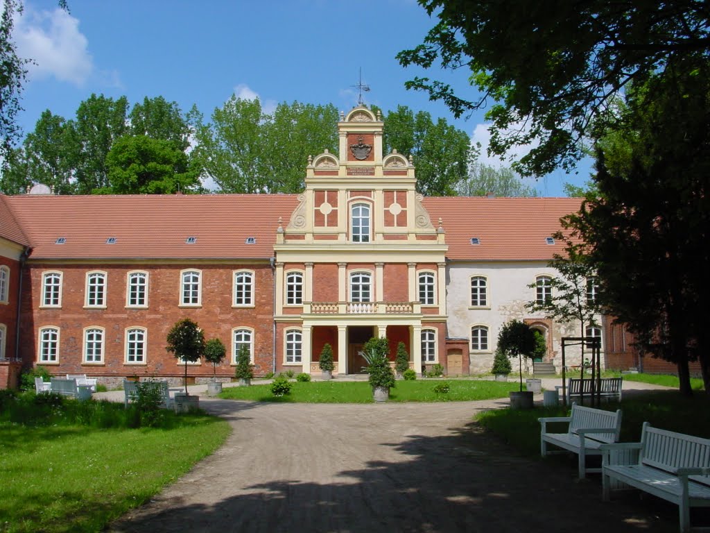 Schloss Meyenburg by Mecklenburg pro Panoramio