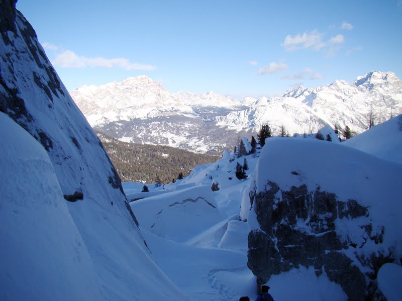 Sotto le Cinque Torri by Giuseppe Baldovin