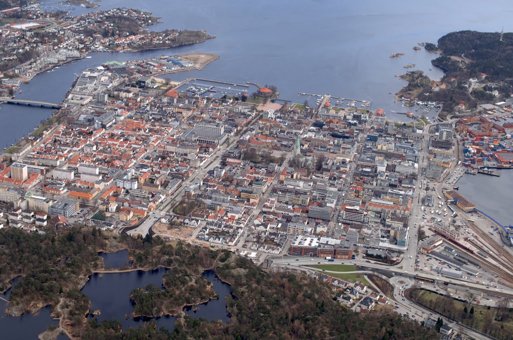 Kristiansand, 27.04.2006, 50201162 by lasse@mapaid.com